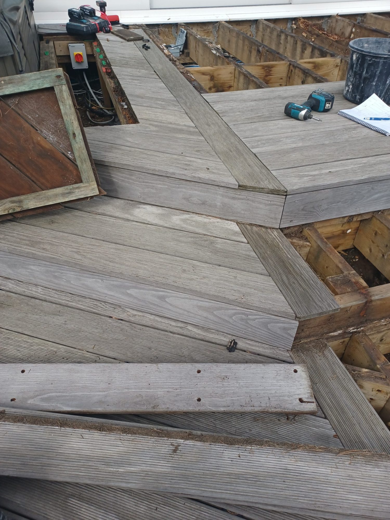 Decking Services in Highcliffe | Coastal Property Improvements-3